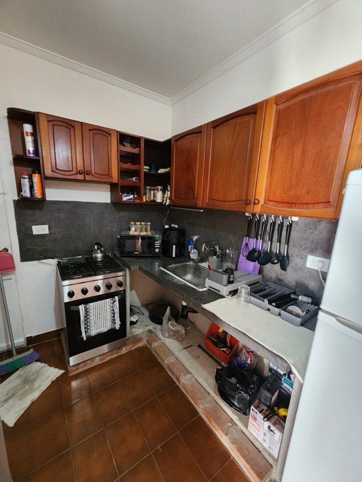 EN VENTA! CASA 5 AMBIENTES + DEPTO A TERMINAR 