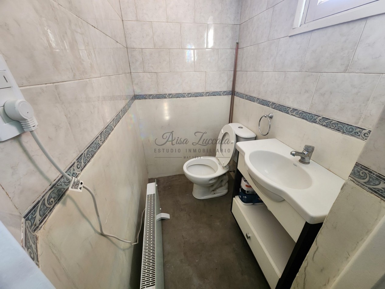 EN VENTA! CASA 5 AMBIENTES + DEPTO A TERMINAR 